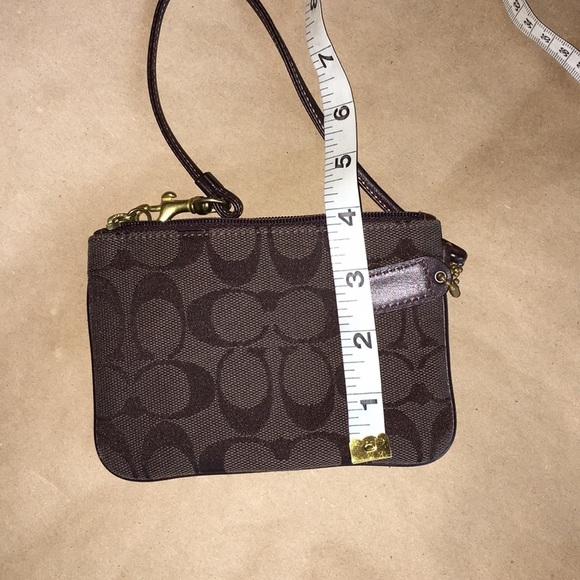 Coach wristlet - Picture 6 of 8